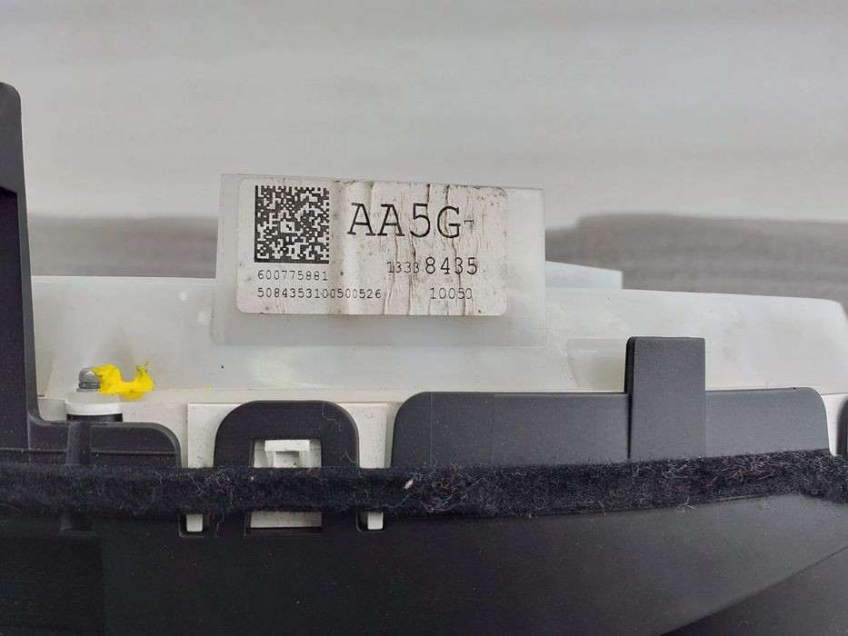 Quadrante / painel de instrumentos OPEL Astra J