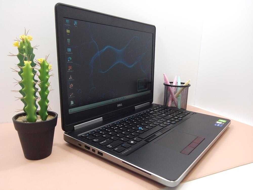 Laptop Dla Grafika PRO Dell 7520 i7 15,6 FHD IPS 32GB 1TB SSD Quadro