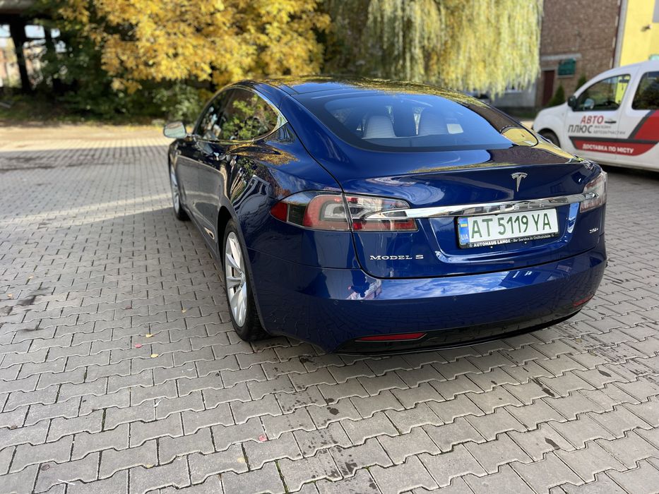 Продам Tesla Model S 90 D