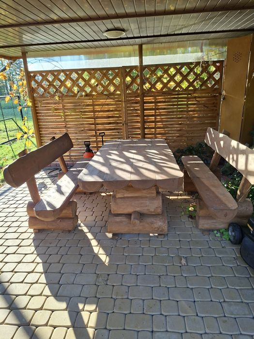 Sprzedam Stół ogrodowy z 2 ławkami