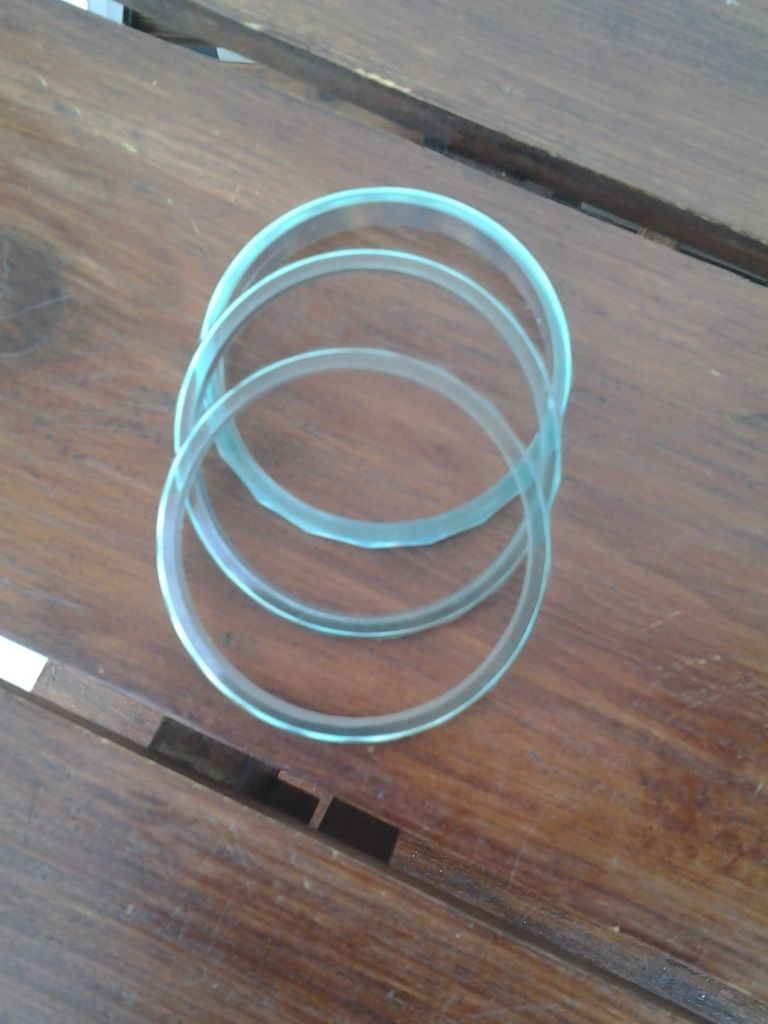 Várias pulseiras
