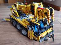 LEGO technic 8421 - Dźwig Żuraw