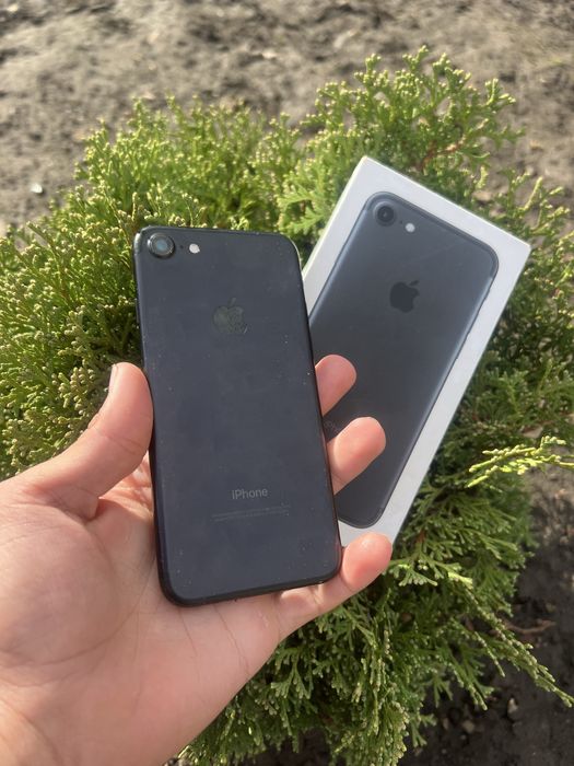 Продам iphone 7 128gb
