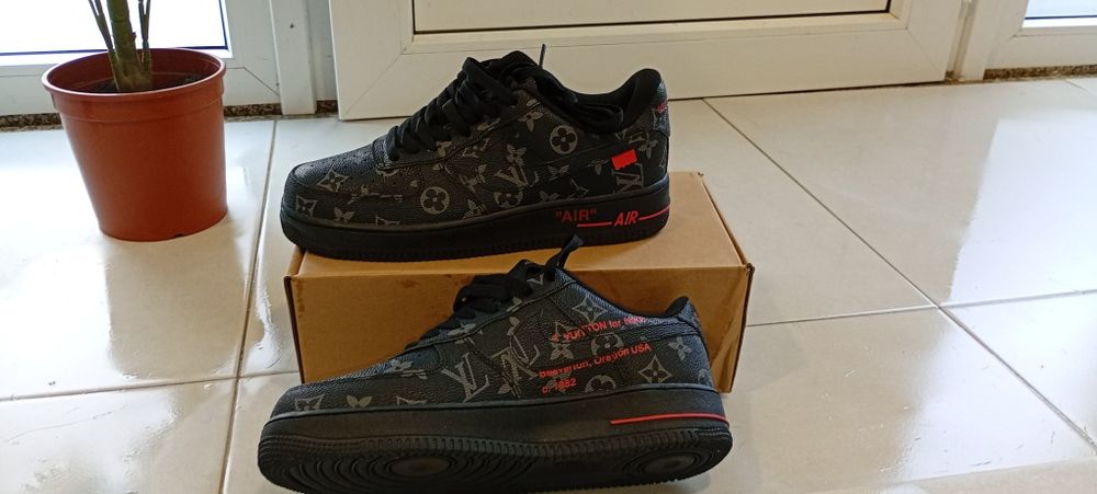 Nike Air force LV