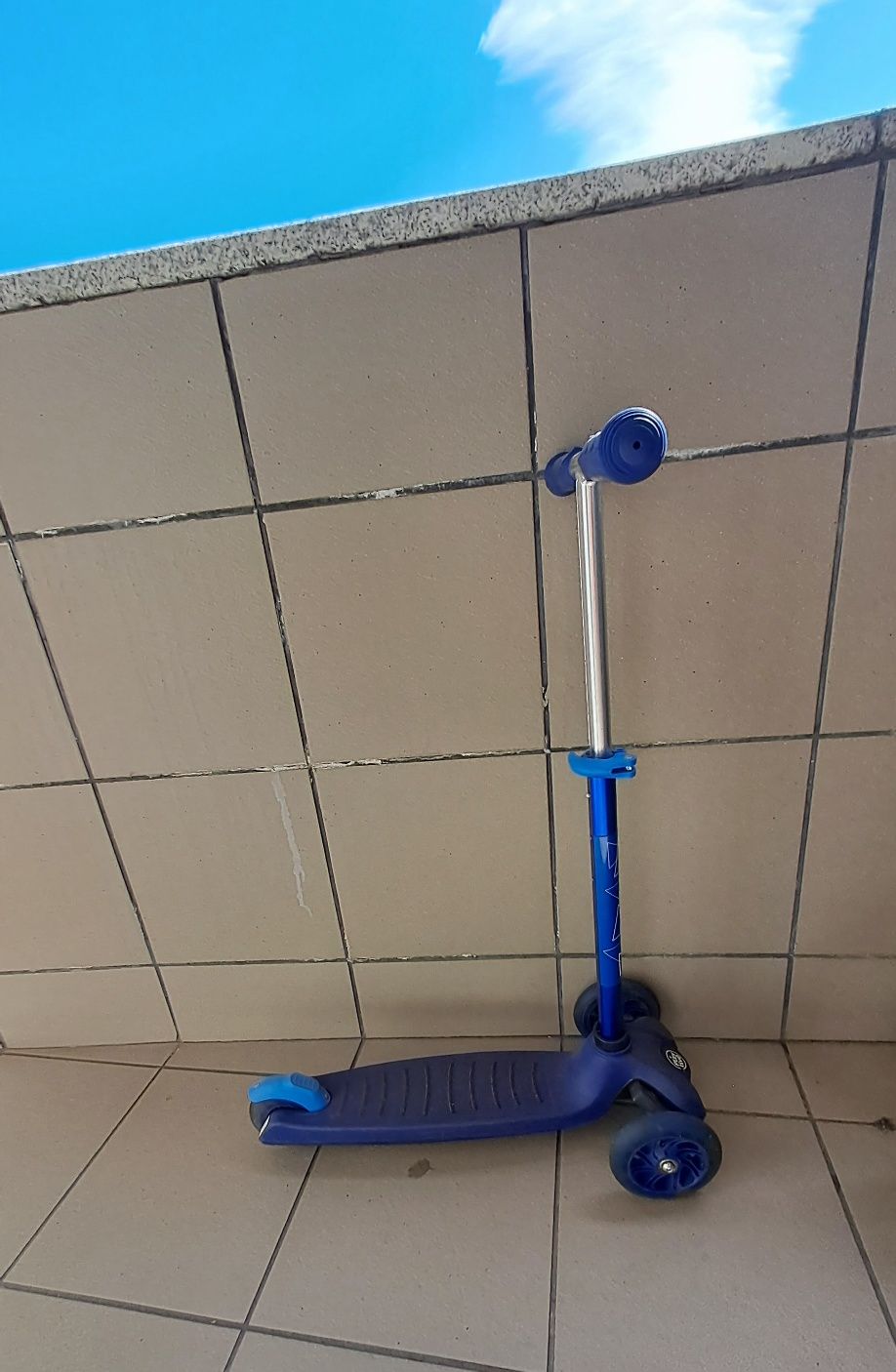 Trotinete infantil em bom estado.