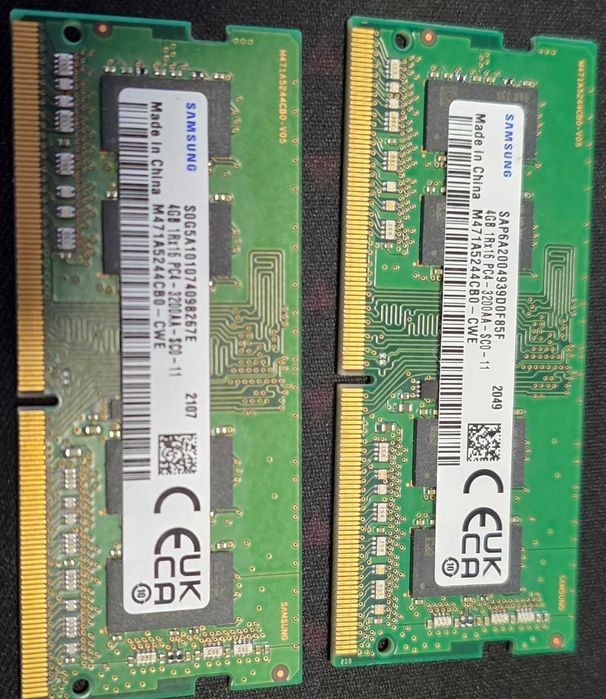 Samsung RAM DDR4 3200 FAKTURA VAT  4GB 1rx16 PC4-3200AA-SC0-11.  2szt.