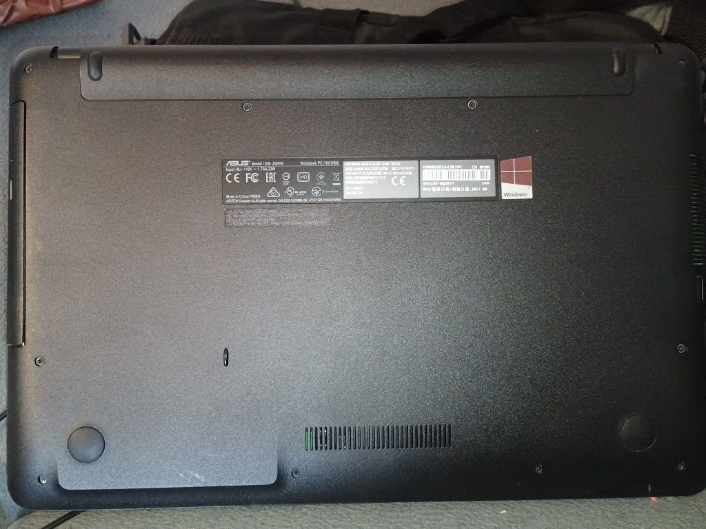 Laptop asus A541N
