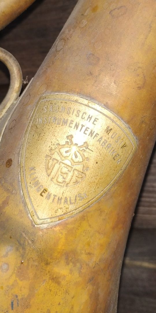 Saksońska Fabryka VEB retro mosiężny róg waltornia dekoracja rekwizyt
