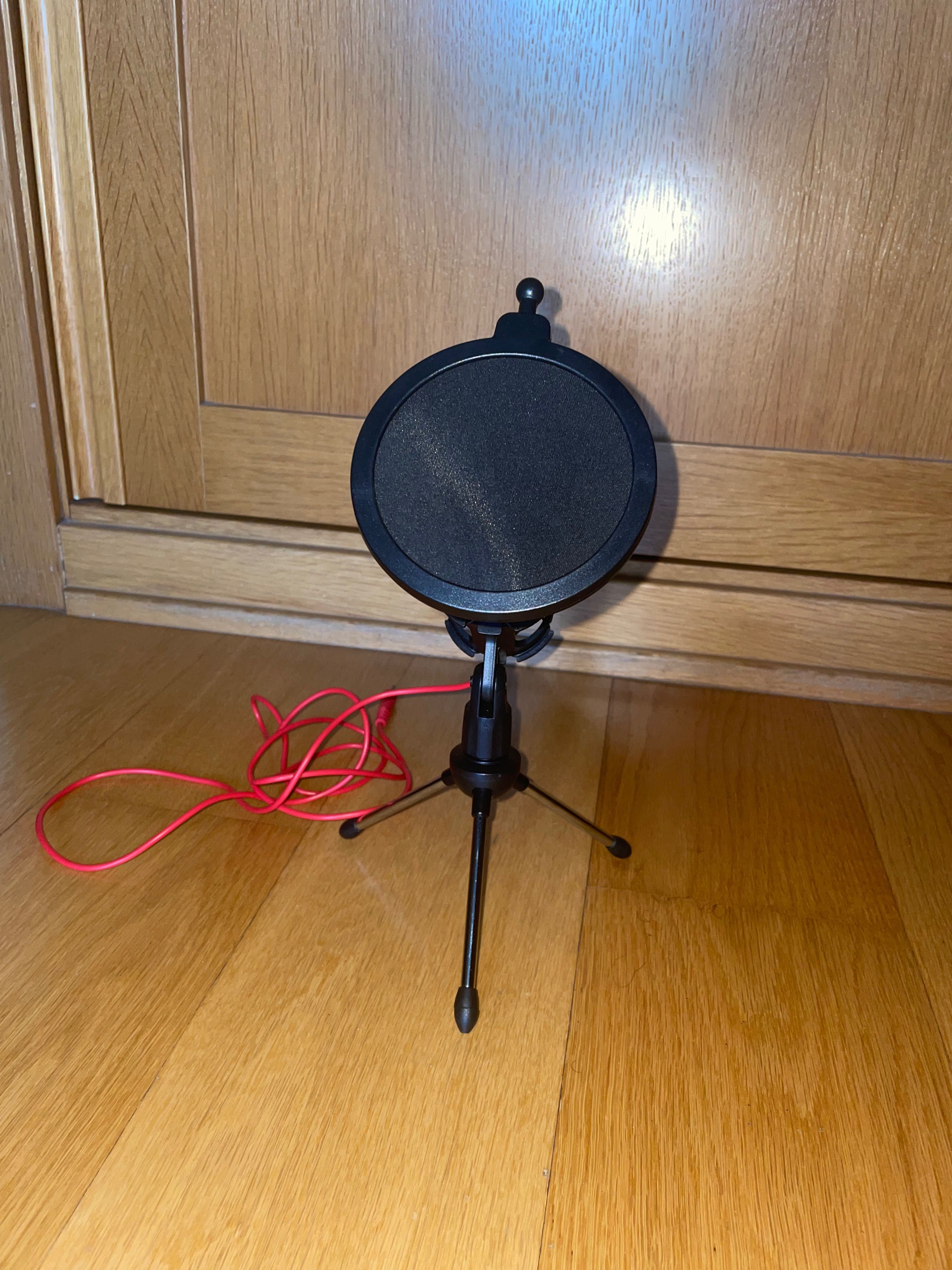 Microfone Actto Studio Stand Microphone