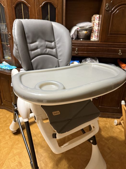 Стільчик для годування CARRELLO Stella
