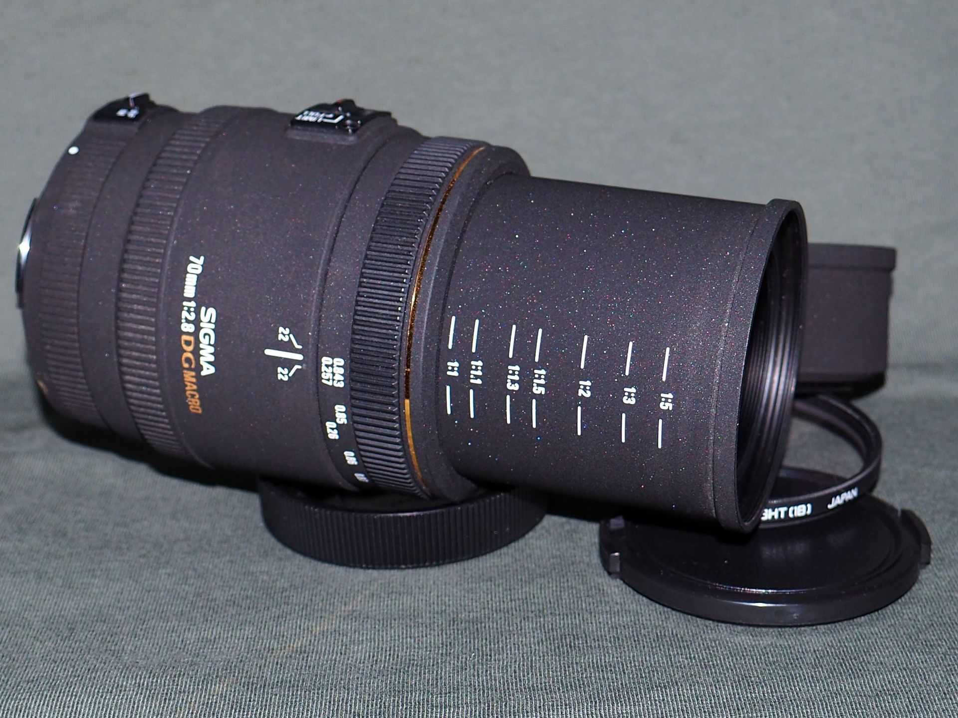 Obiektyw Sigma AF 70mm f2.8 EX DG Macro.