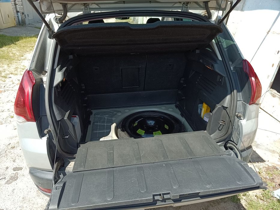 Peugeot 3008  Blu e HDI 1.6  2015р