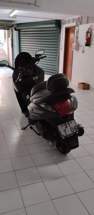 Moto Sym 125 gts