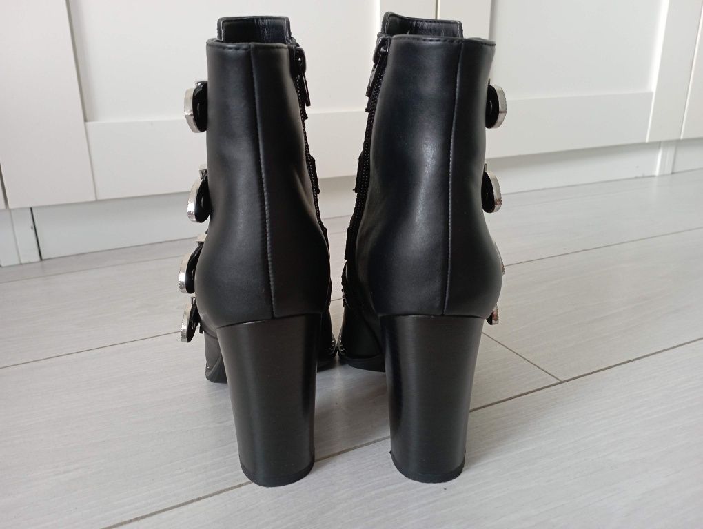 Nowe buty, botki na jesień r.37 czarne