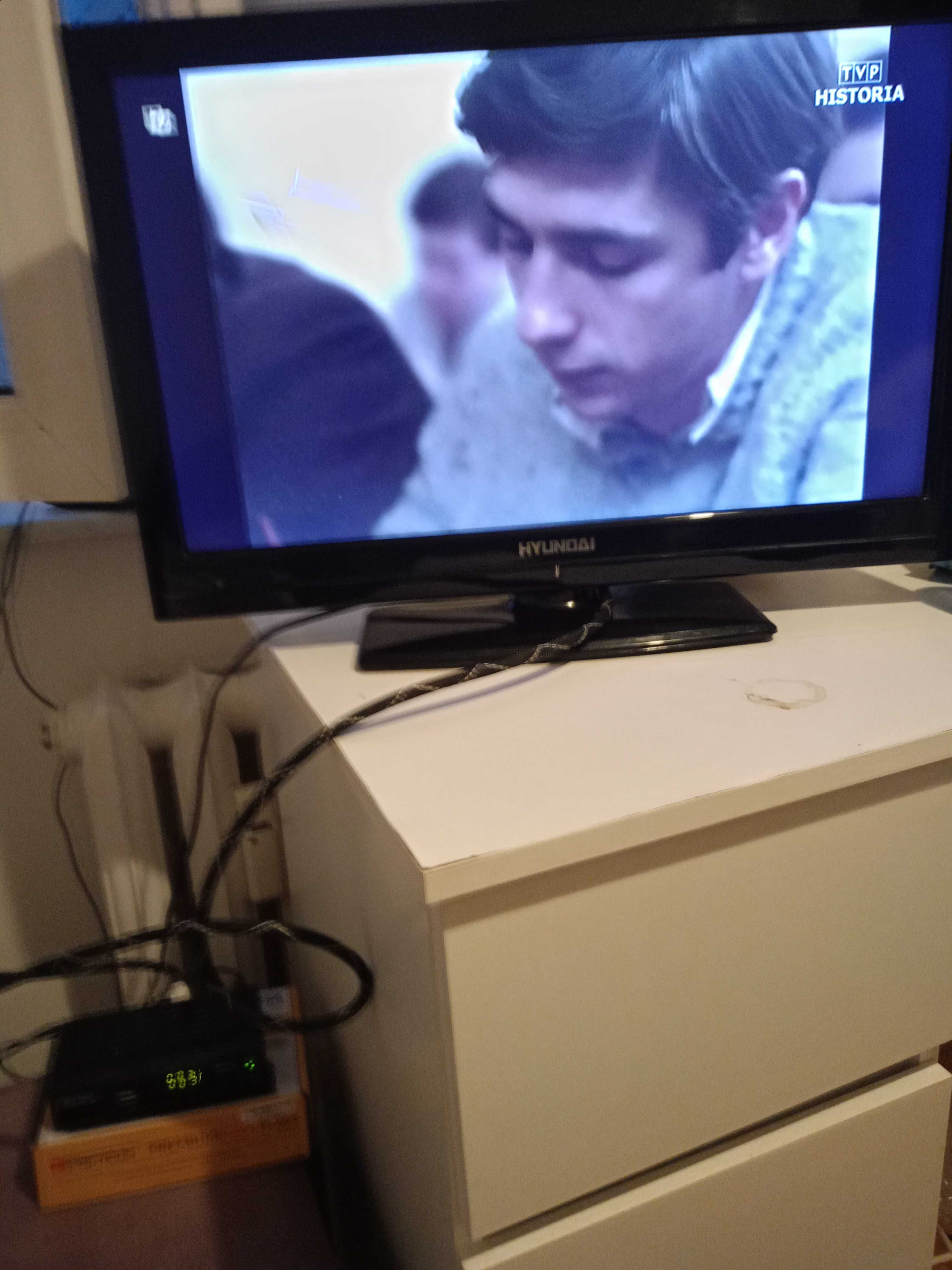 Mam na sprzedaż telewizor, hudaai i dekoder Opticum