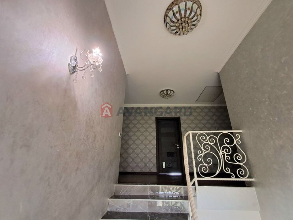 Сучасний будинок з камінним залом та садом, Глеваха (Кожухівка)