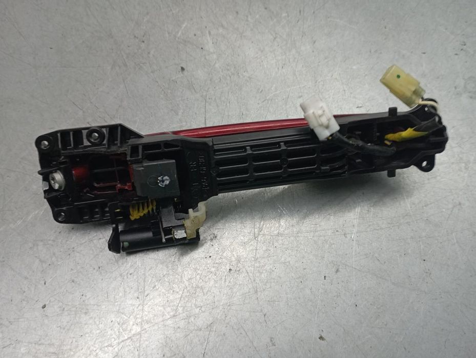 Puxador porta frente direita SUZUKI SX4 S-Cross (JY)