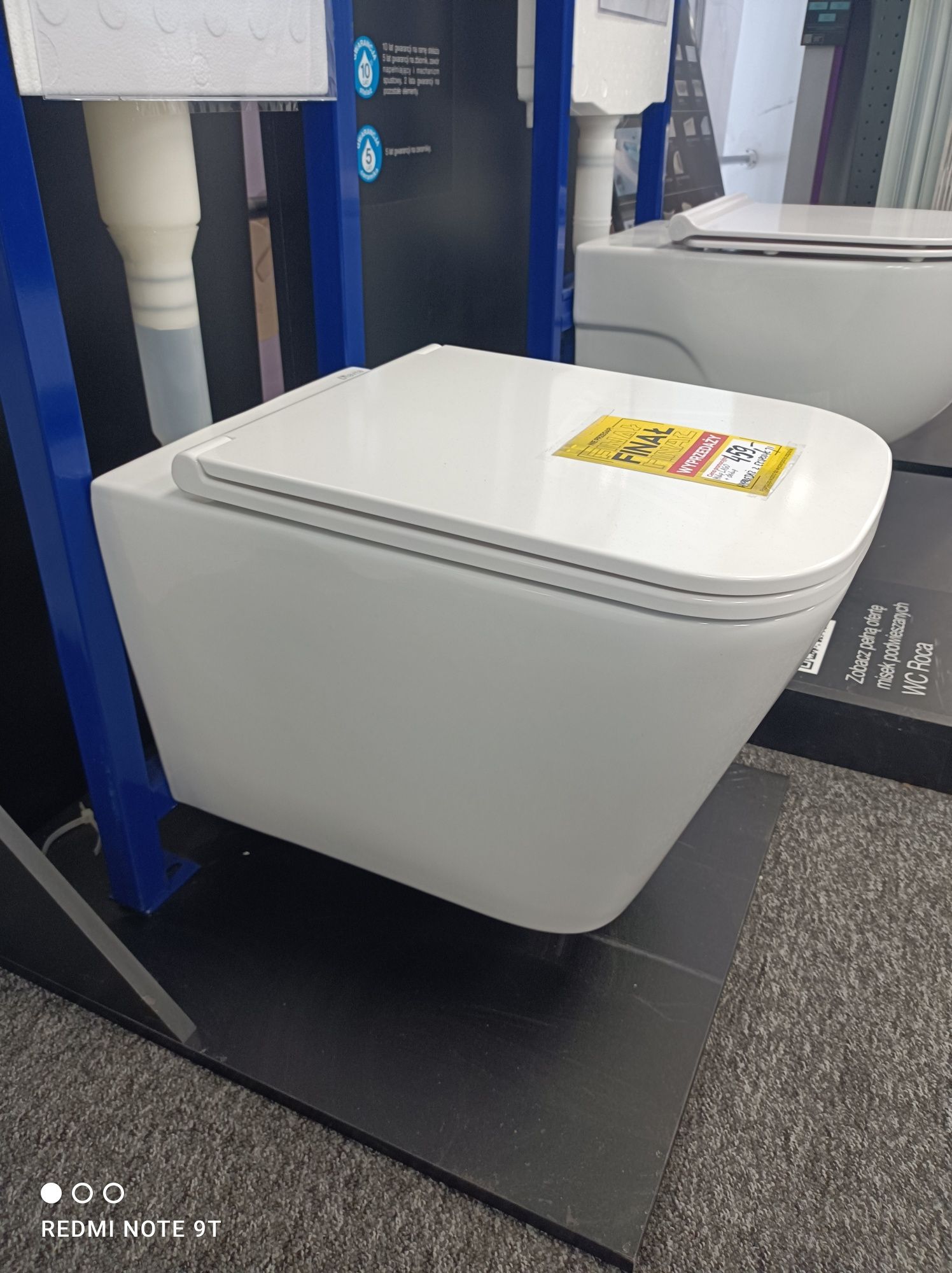 Lavita Lago miska wc z deską