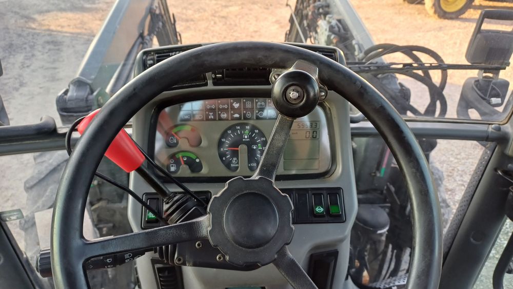 Deutz fahr agrotron 108 z ladowacze