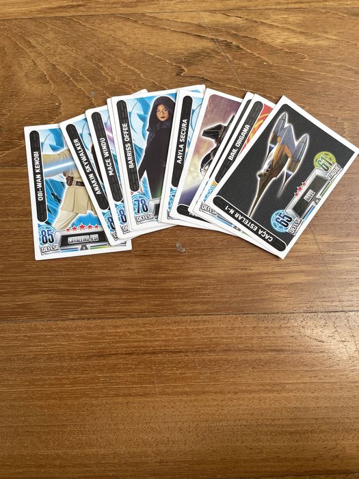 Cartas da Coleçao Star Wars Force Attak - Tops