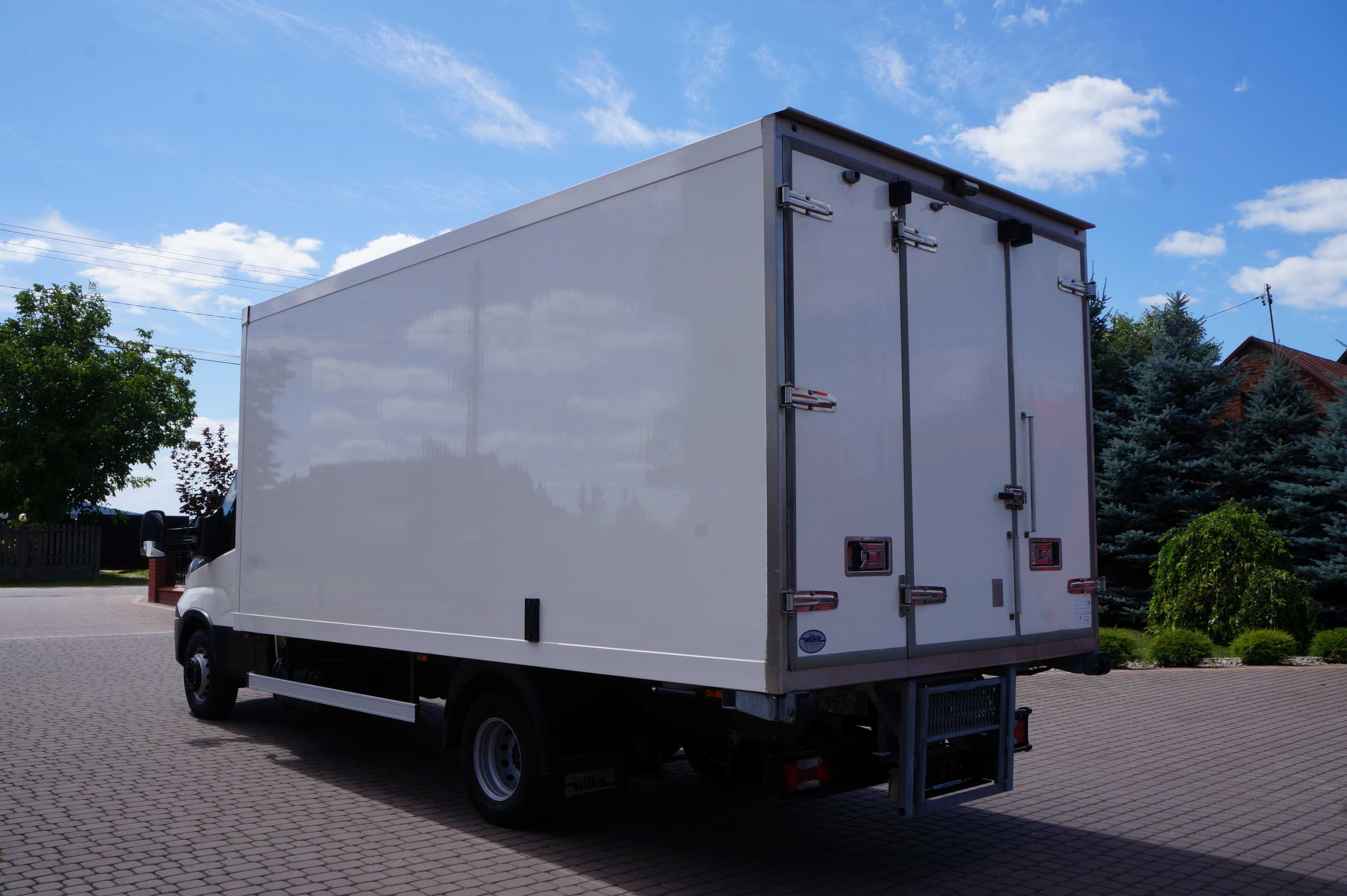 Zabudowa CHŁODNIA IVECO DAILY 2019 Rok 10 Palet V-500 MAX Idealna