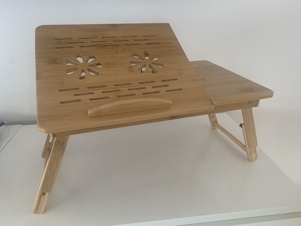 Stolik pod laptopa