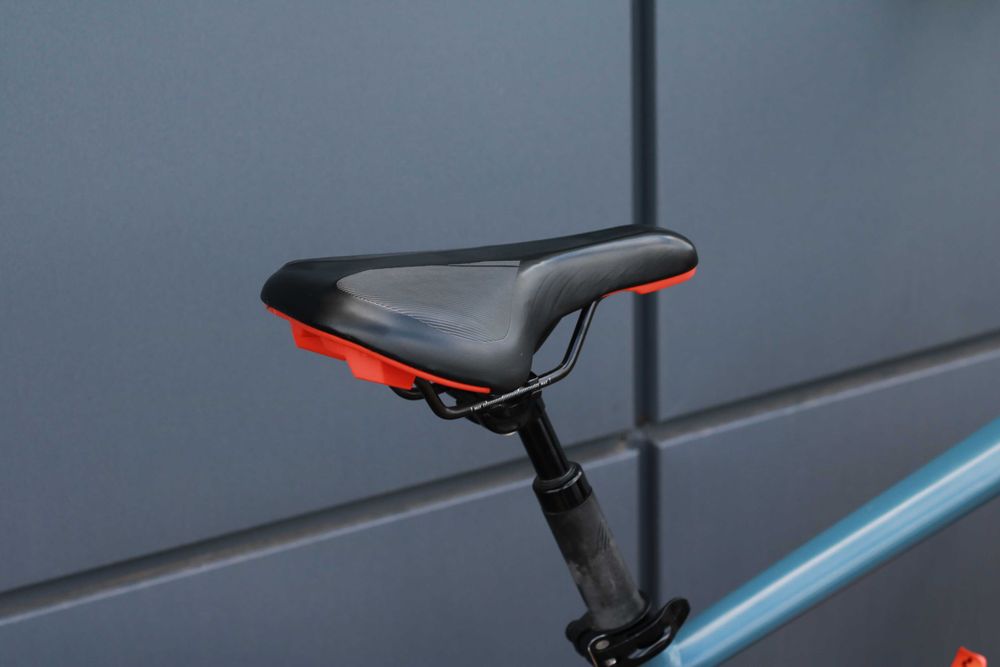 CUBE Kathmandu Hybrid ONE M, Bosch, комфорт і надійність на щодень