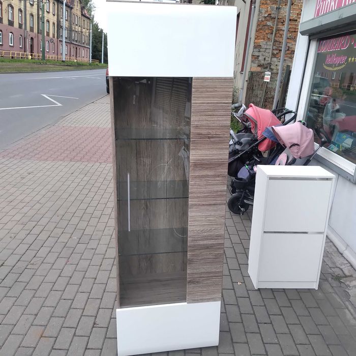 Jak Nowa - szafa duża oszklona 60x39x190 / Zachęcam do zakupu /