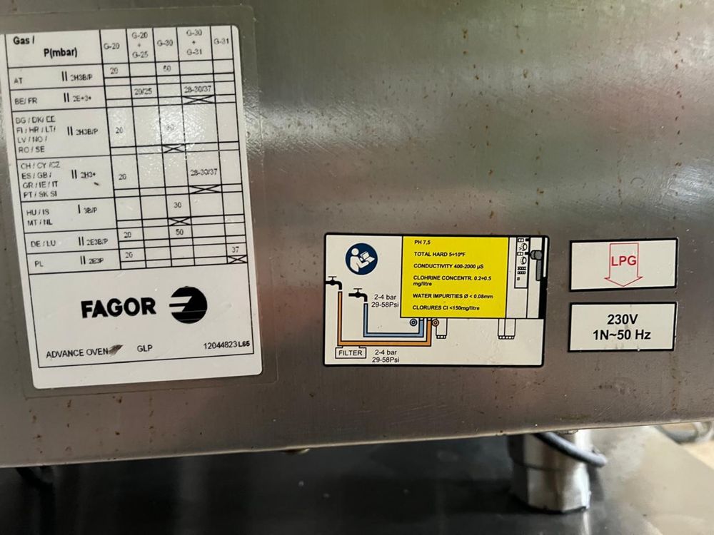 Forno Comvector Fagor digital a gaz