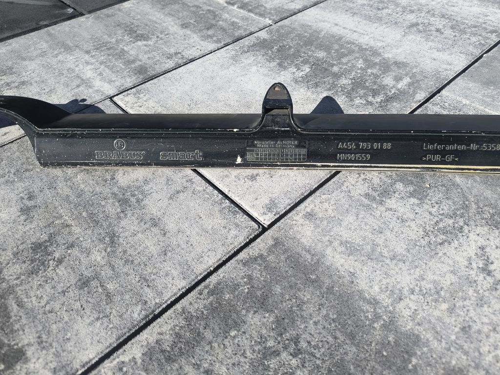 BRABUS SMART FORFOUR spoiler tylnego zderzaka