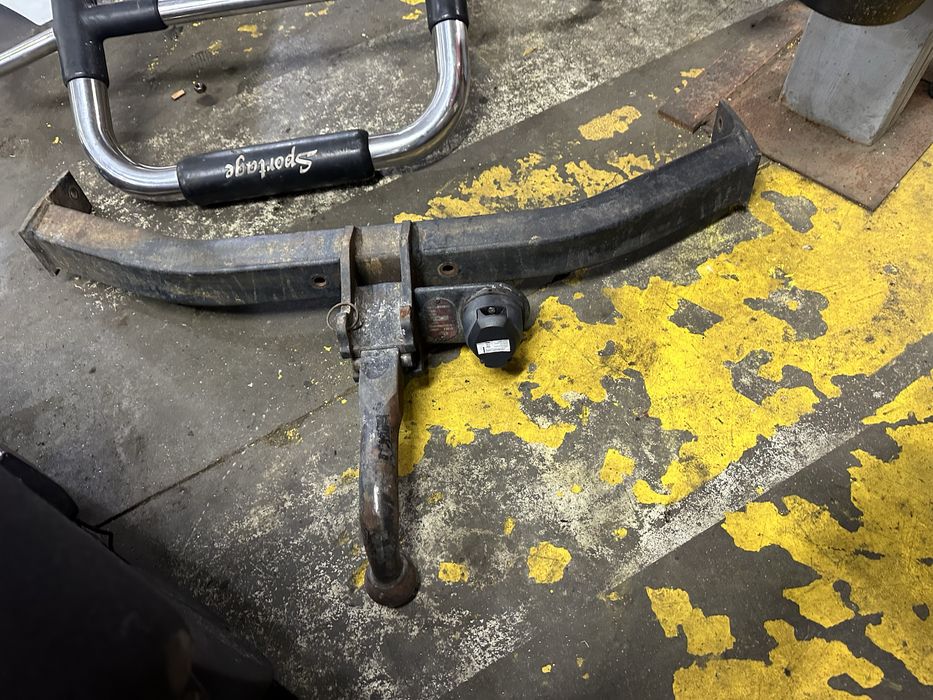 GUINCHO DE REBOQUE KIA SPORTAGE 2.0 TD ANO 1999