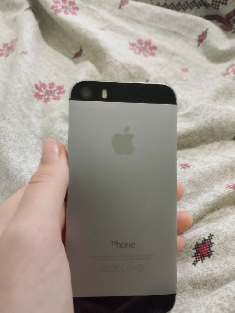 iPhone 5 новый не бу