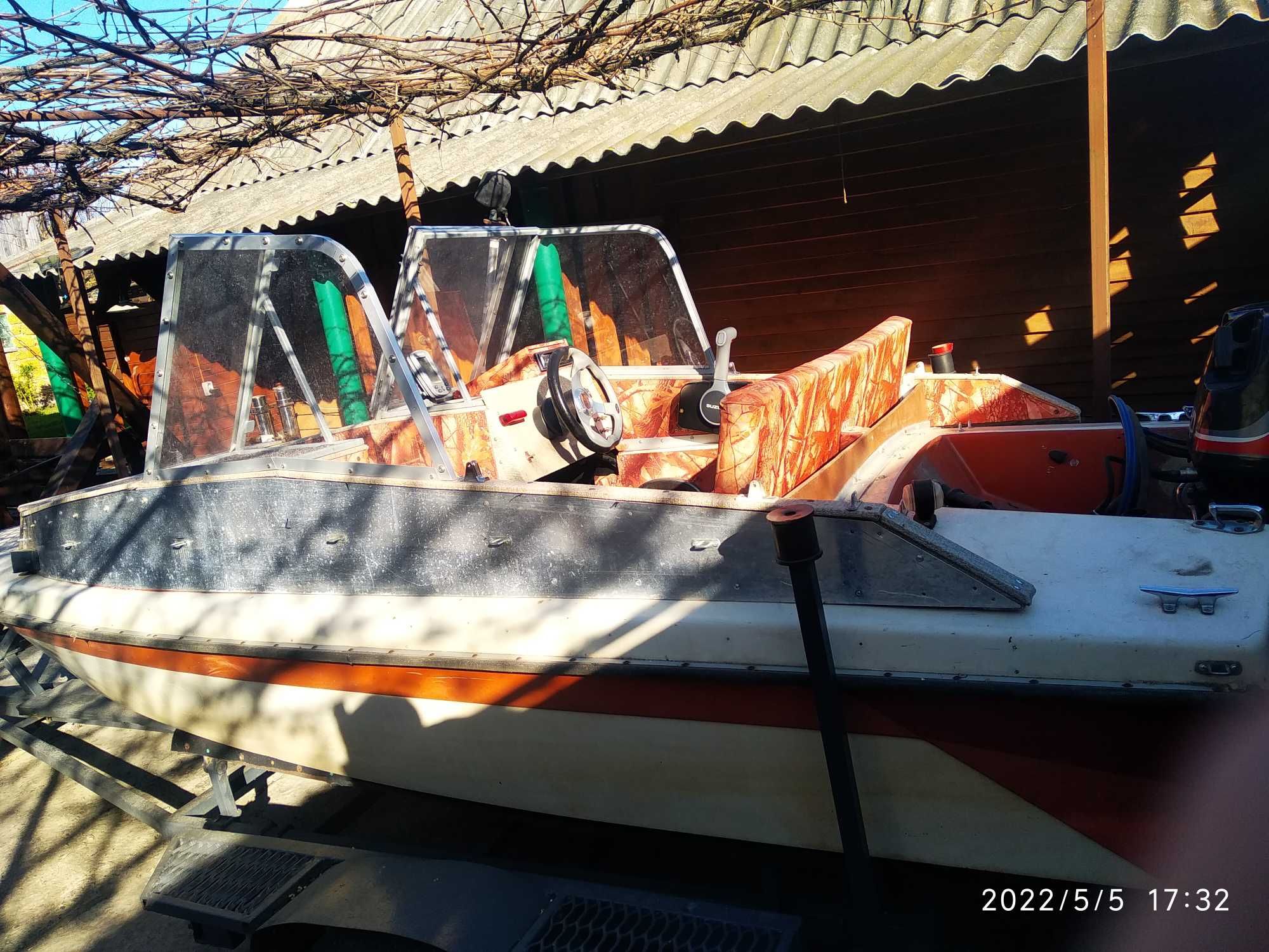 Лодка с мотором Suzuki DT40