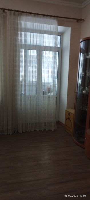 Продаю 3-х комнатную квартиру Центр.