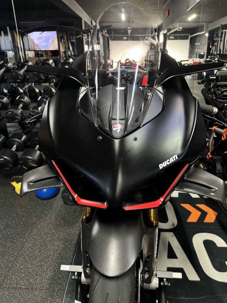 Ducati panigale V4 Sp2 winter test
