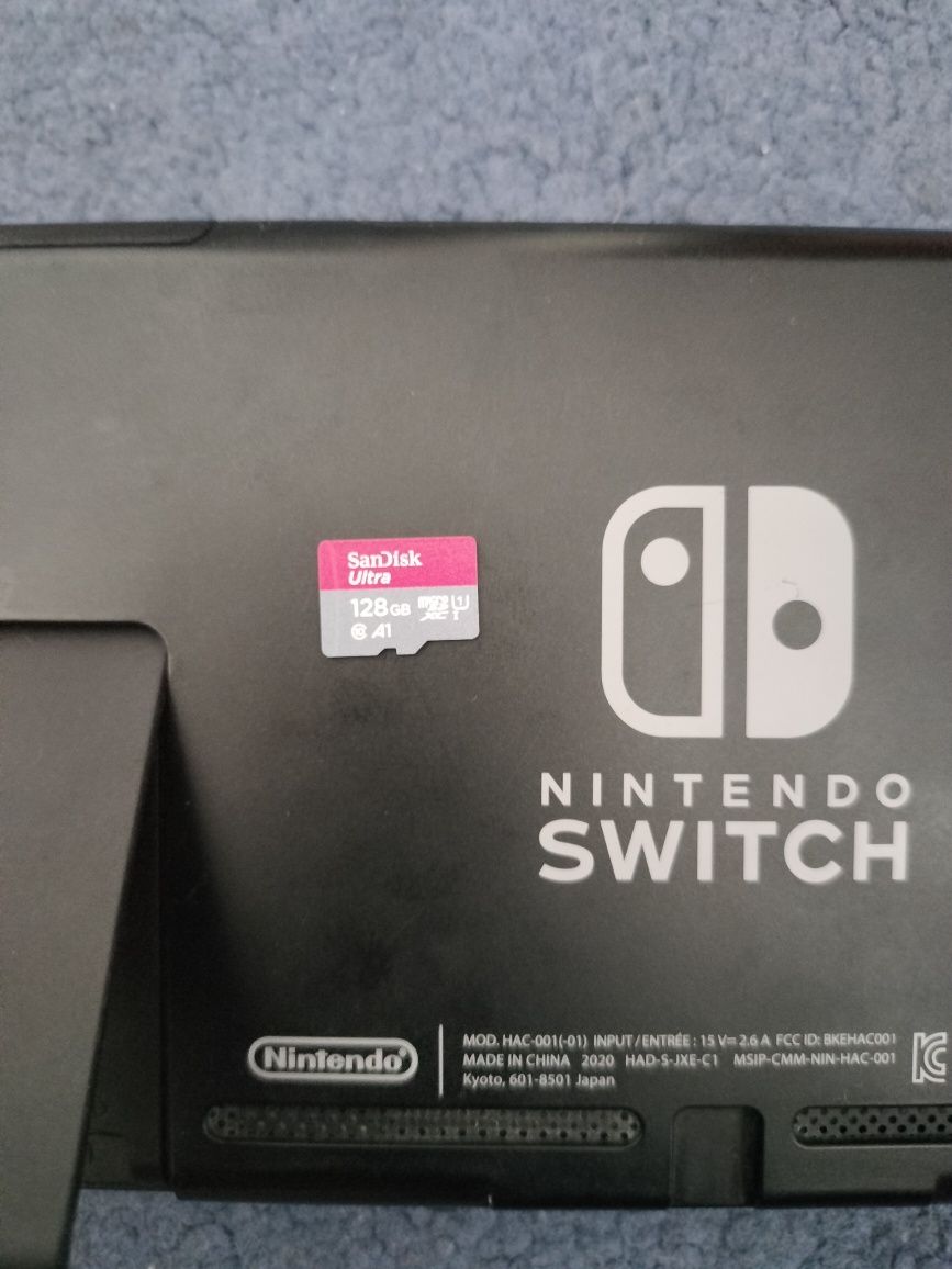 Nintendo Switch V2 + Zestaw Ring Fit Adventure + Etui Pokemon