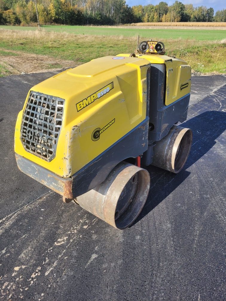 Walec wielofunkcyjny Bomag 8500 Kubota, zagęszczarka