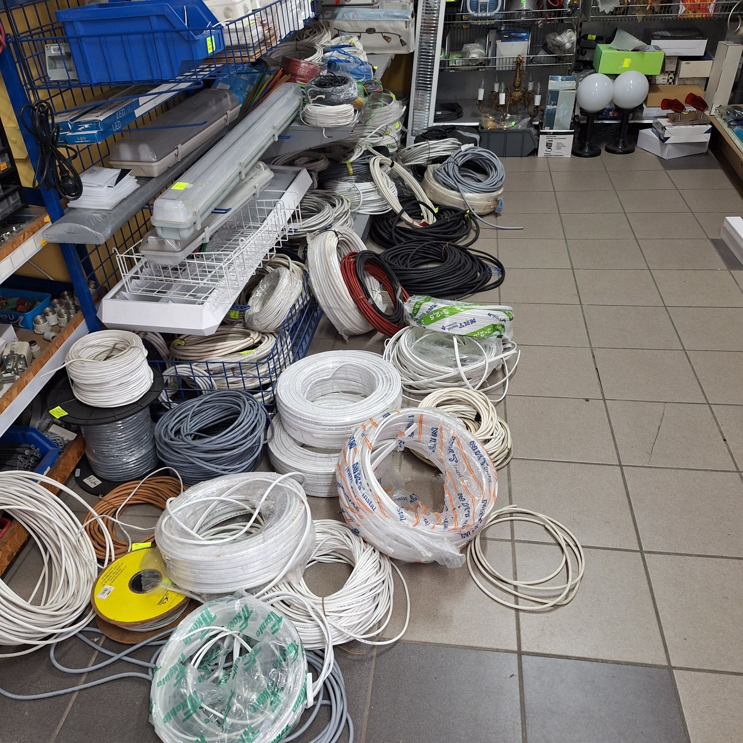 Art elektryczne sprzedaz