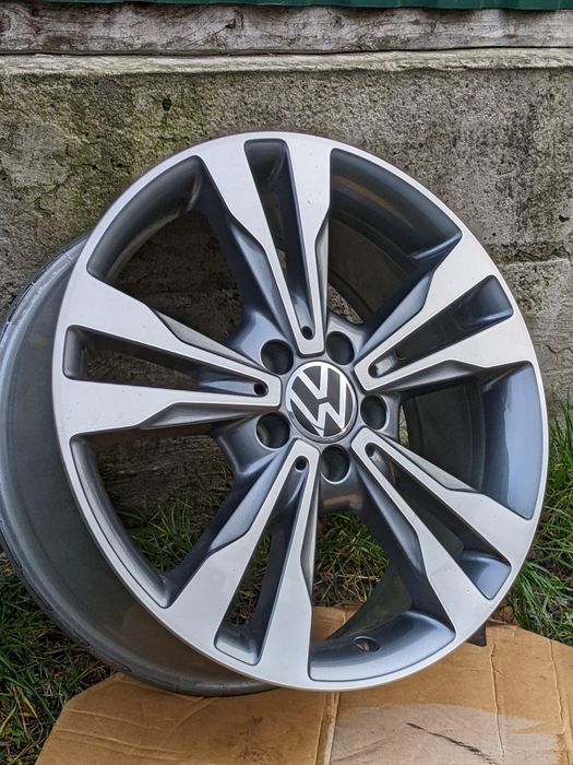 Шикарні литі ДИСКИ R18 VW Passat Alltrack B8 Tiguan