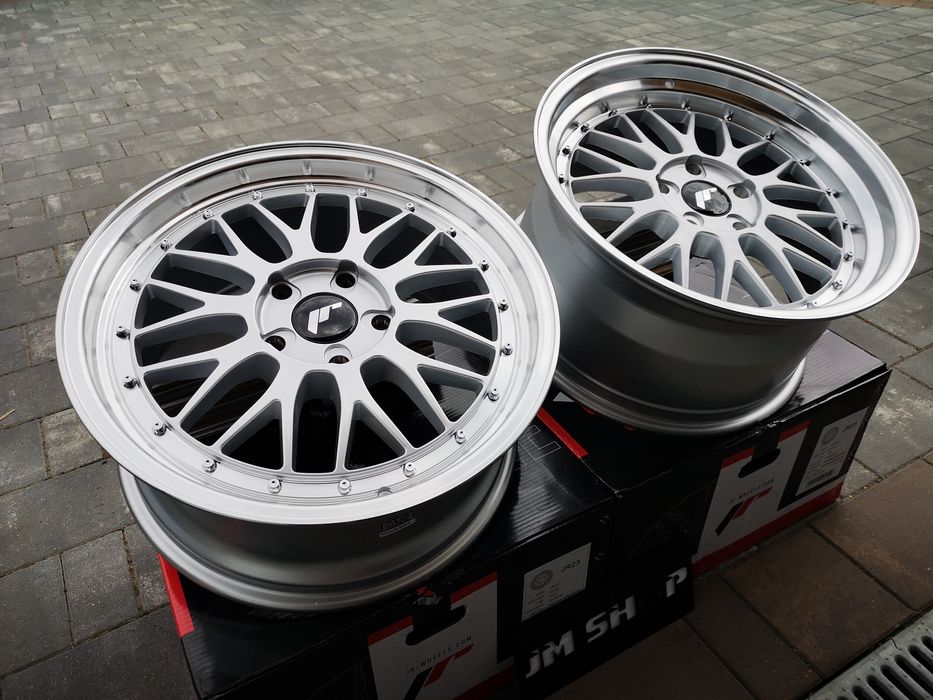 Felgi Japan Racing JR23 18" 8.5J + 9.5J