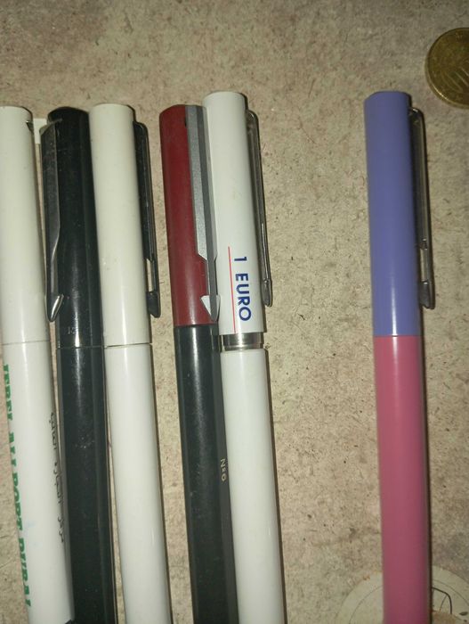 6 canetas Parker um a sem bico sem tinta