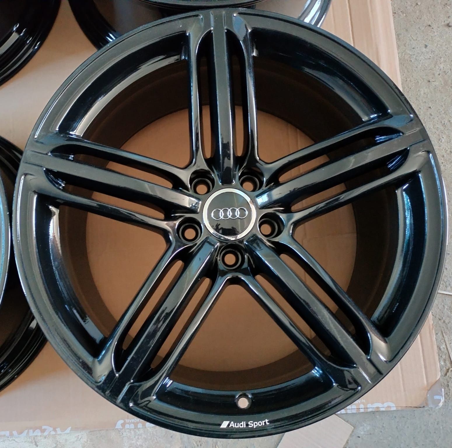 Felgi aluminiowe Audi A4 A5 S5 A6 A7 Q5 9x19 ET33 5x112 Pompei