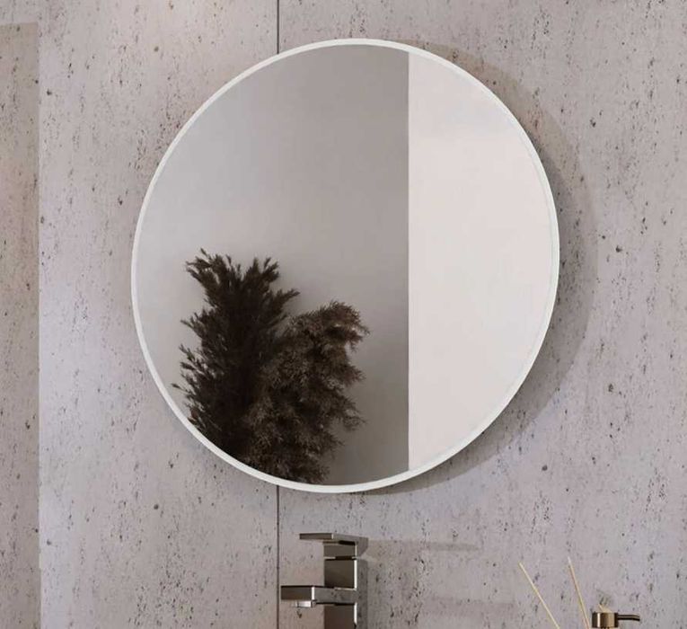 Lustro nowe w paczce