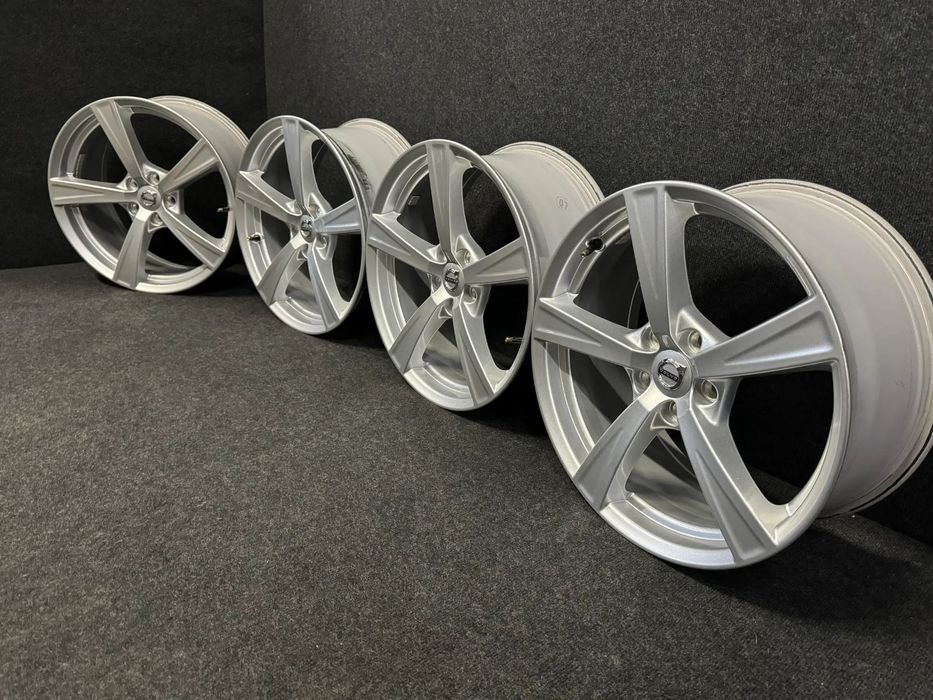 Alufelgi Volvo XC60, XC40, V60, S60, V90, S90 18 cali 5x108 4szt. Ładne z czujnikami!