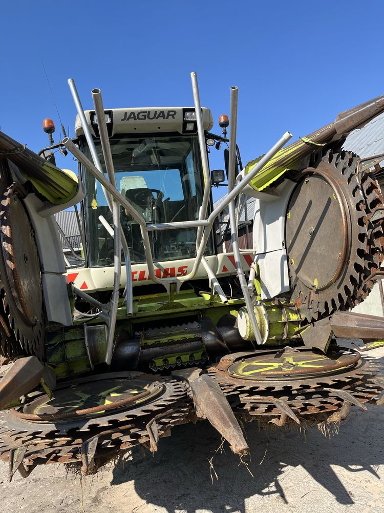 Claas Jaguar 900
