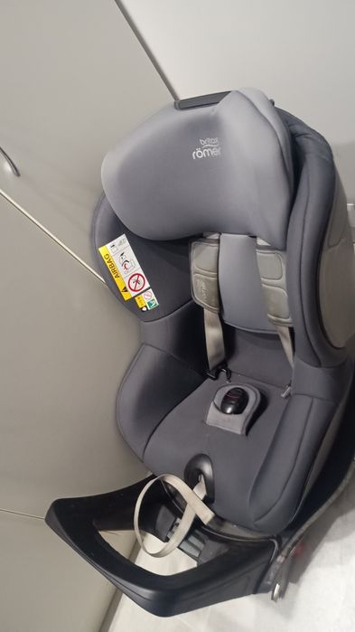 Fotelik samochodowy britax romer Britax Romer Dualfix M i-Size Fotelik