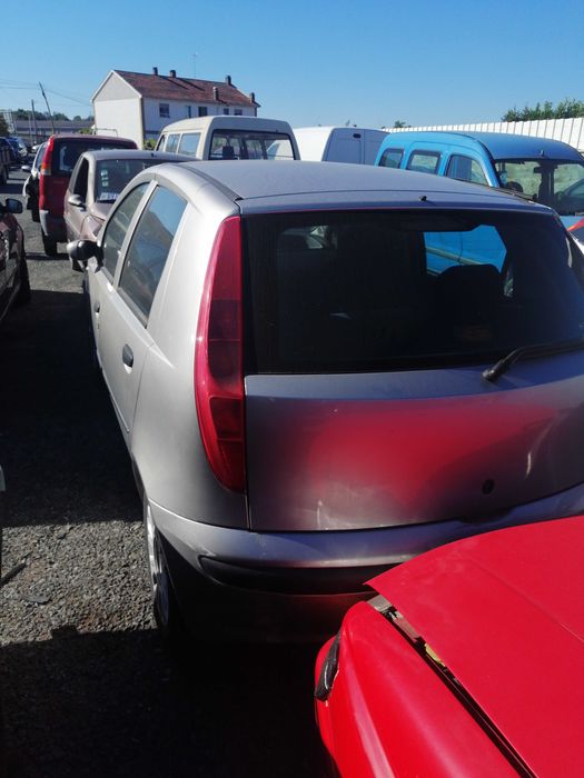 Fiat Punto 1.2 para peças