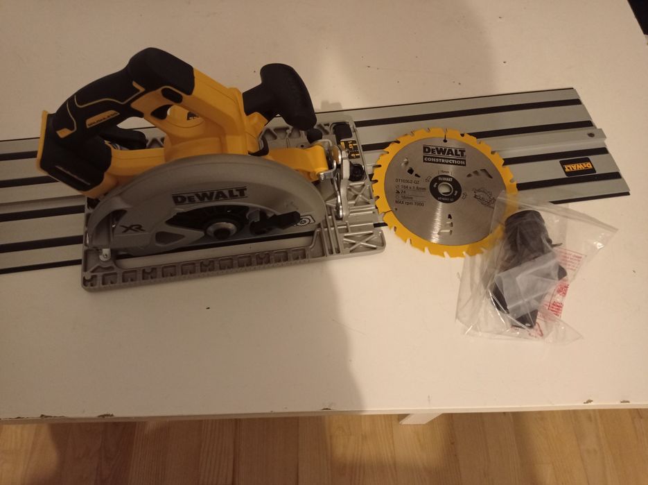 DeWalt DCS572 N, пила дискова, акумуляторна , безщіткова, під