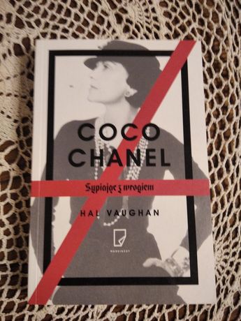 Coco Chanel- Sypiając z wrogiem