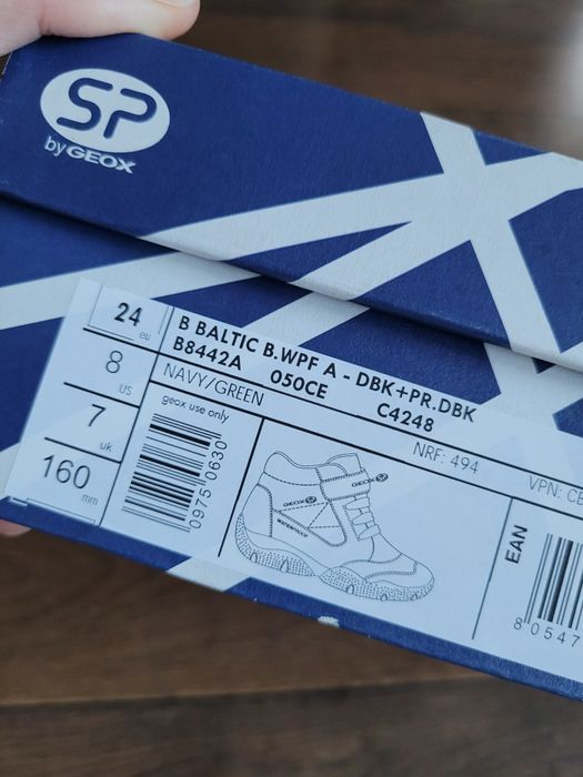Buty jesienne trzewiki Geox 24